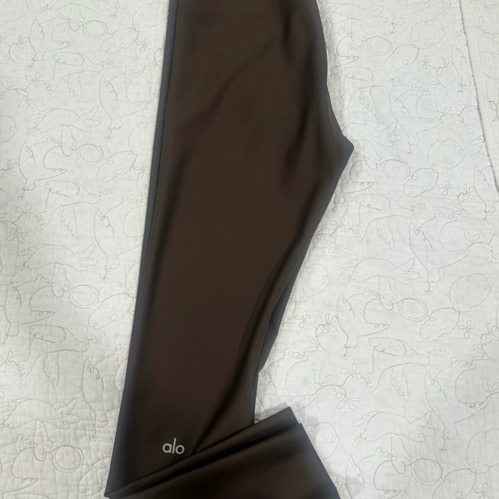 ALO Yoga Airlift Extreme High Waist Leggings Chocolate Brown